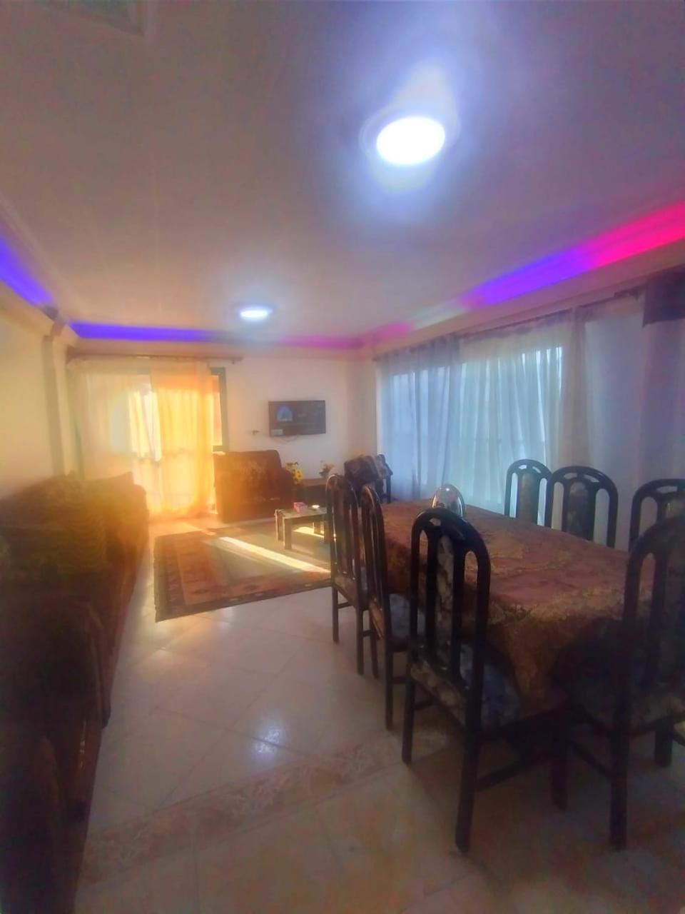 Panoramic Sea View Zamzm Flat Miami Family شقة فندقية زمزم بانورما بشاطئ ميامي - الاسكندرية صف اول مباشر علي بحر - عائلات فقط Αλεξάνδρεια Εξωτερικό φωτογραφία